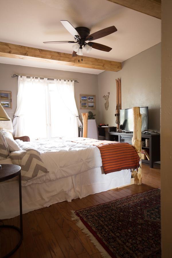 Pueblo Canyon Inn Los Alamos Extérieur photo